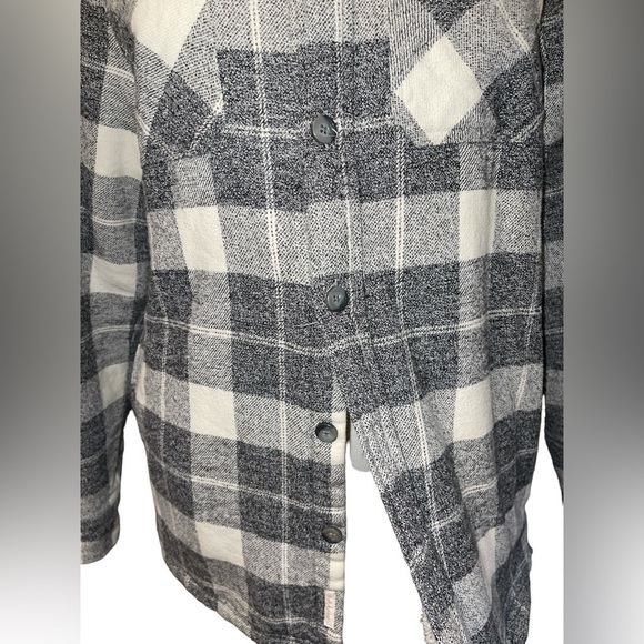Original Weatherproof Vintage Shacket M Gray White Plaid Button Up Sherpa Lined - Picture 3 of 13